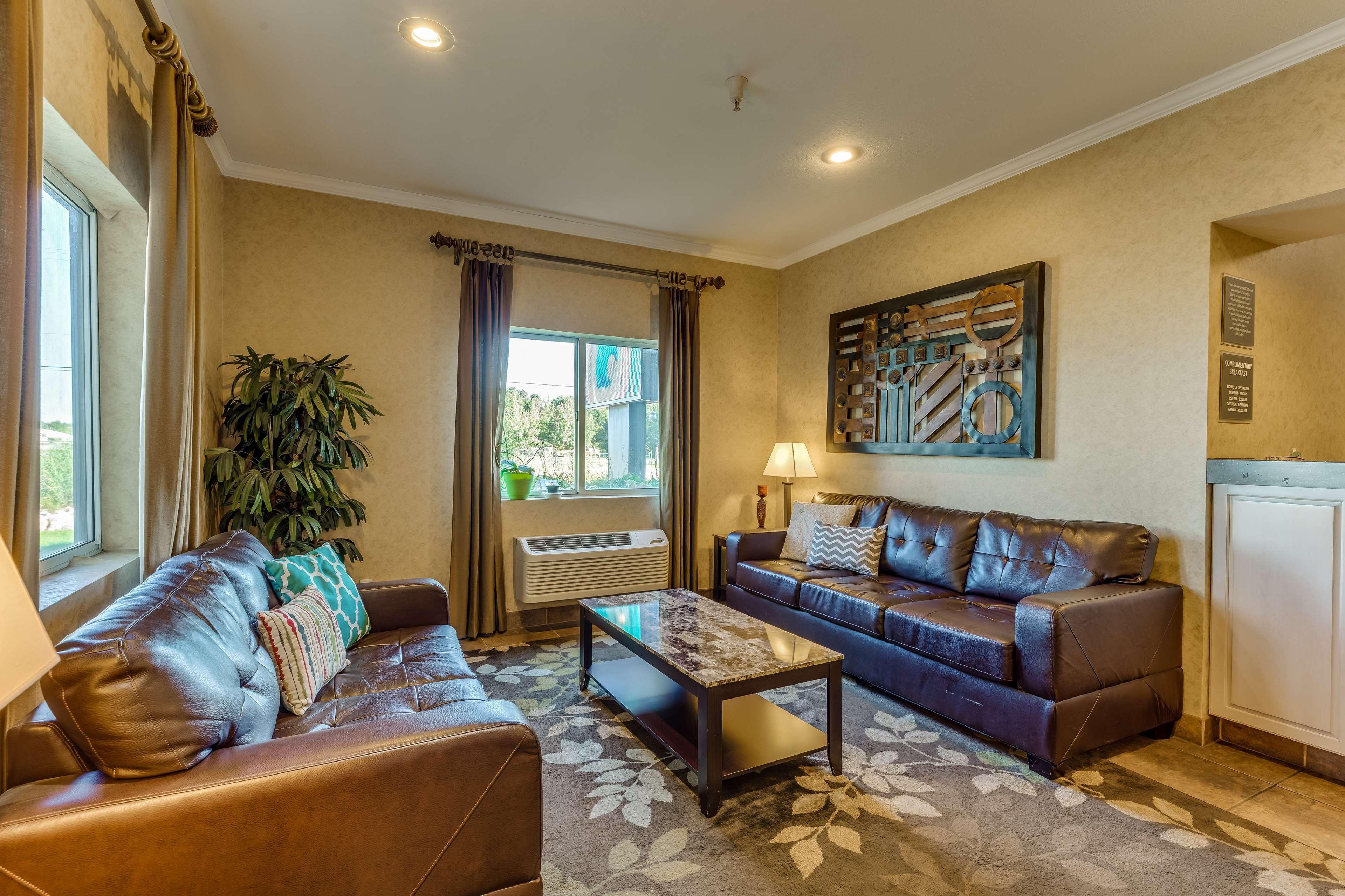 Best Western Lakewinds Ludington Exterior photo