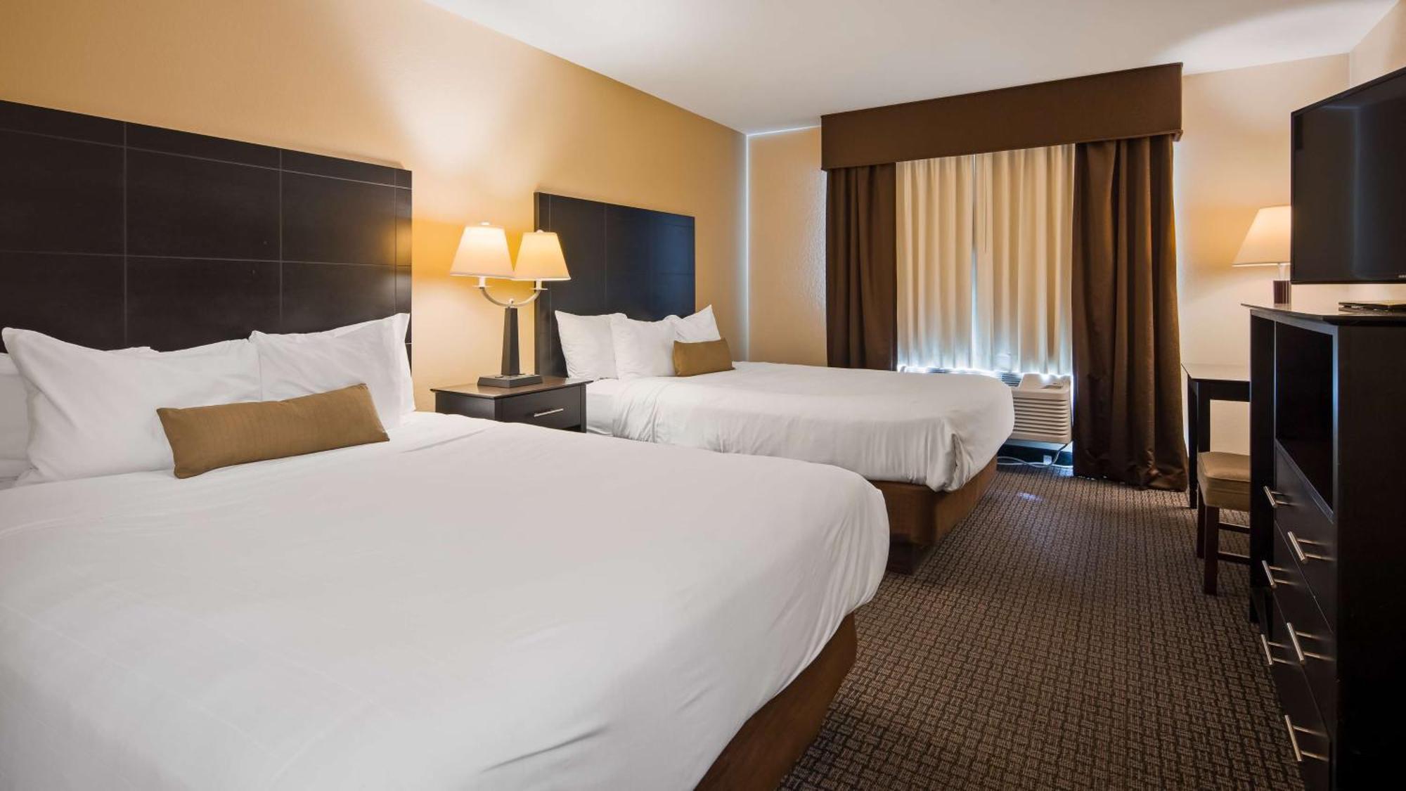 Best Western Lakewinds Ludington Exterior photo