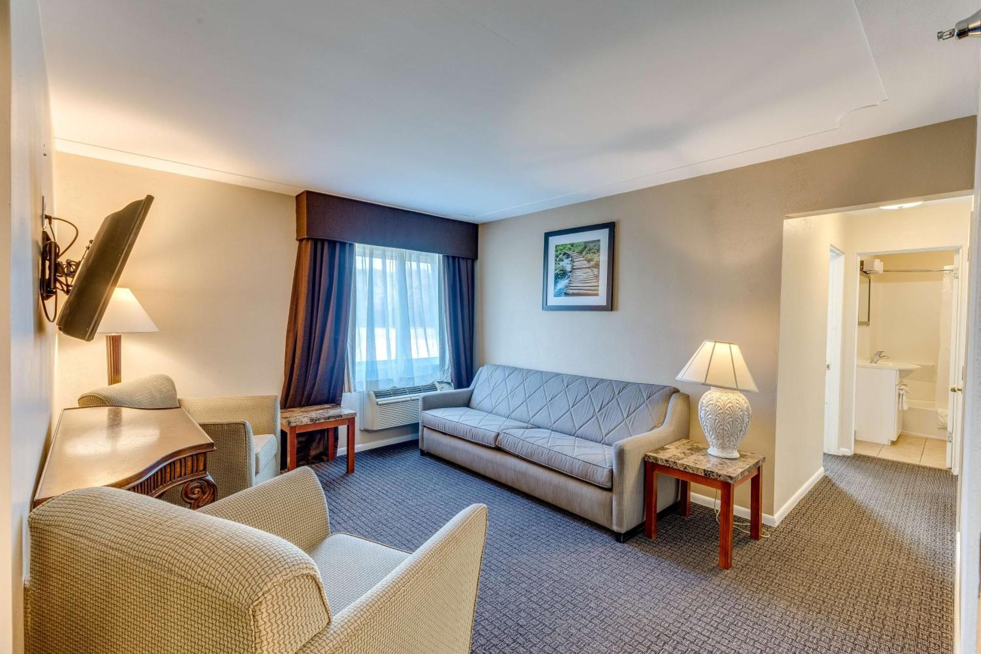 Best Western Lakewinds Ludington Exterior photo