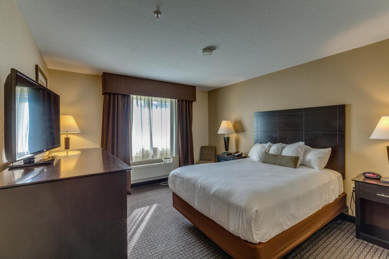 Best Western Lakewinds Ludington Exterior photo